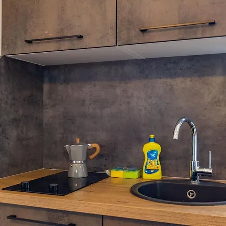 Tiffy W Private Parking * Zadar