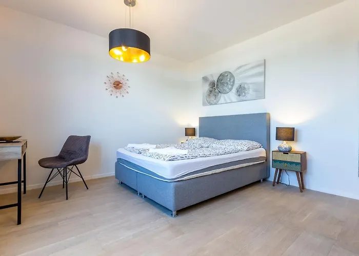 Tiffy W Private Parking